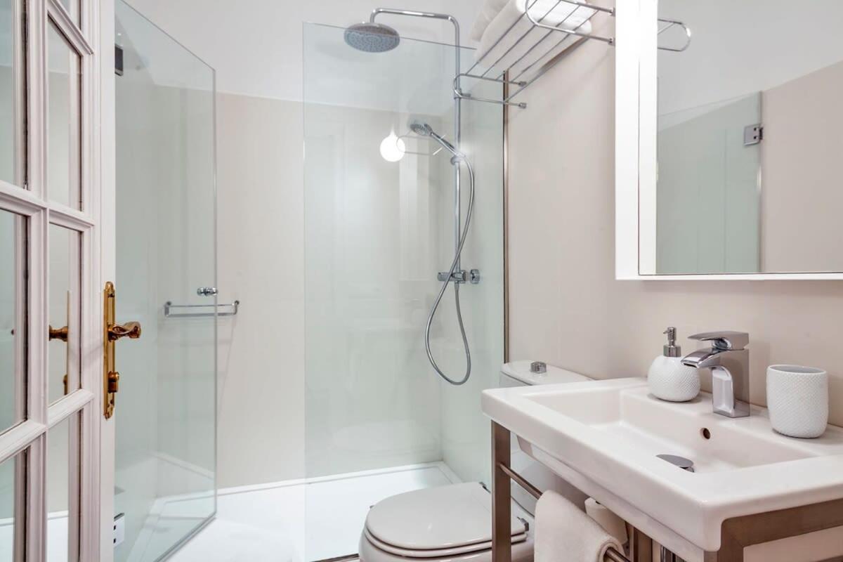Casa Batllo - Luxury Historic 4Bd 4Bth For 9 Guests Apartamento Barcelona Exterior foto